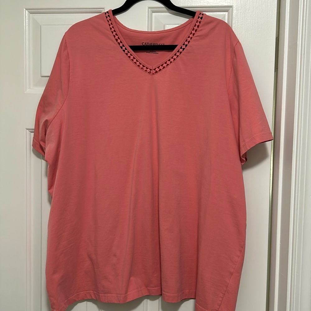 Catherine’s Suprema Collection Embellished V Neck coral color top 22/24 / 2x